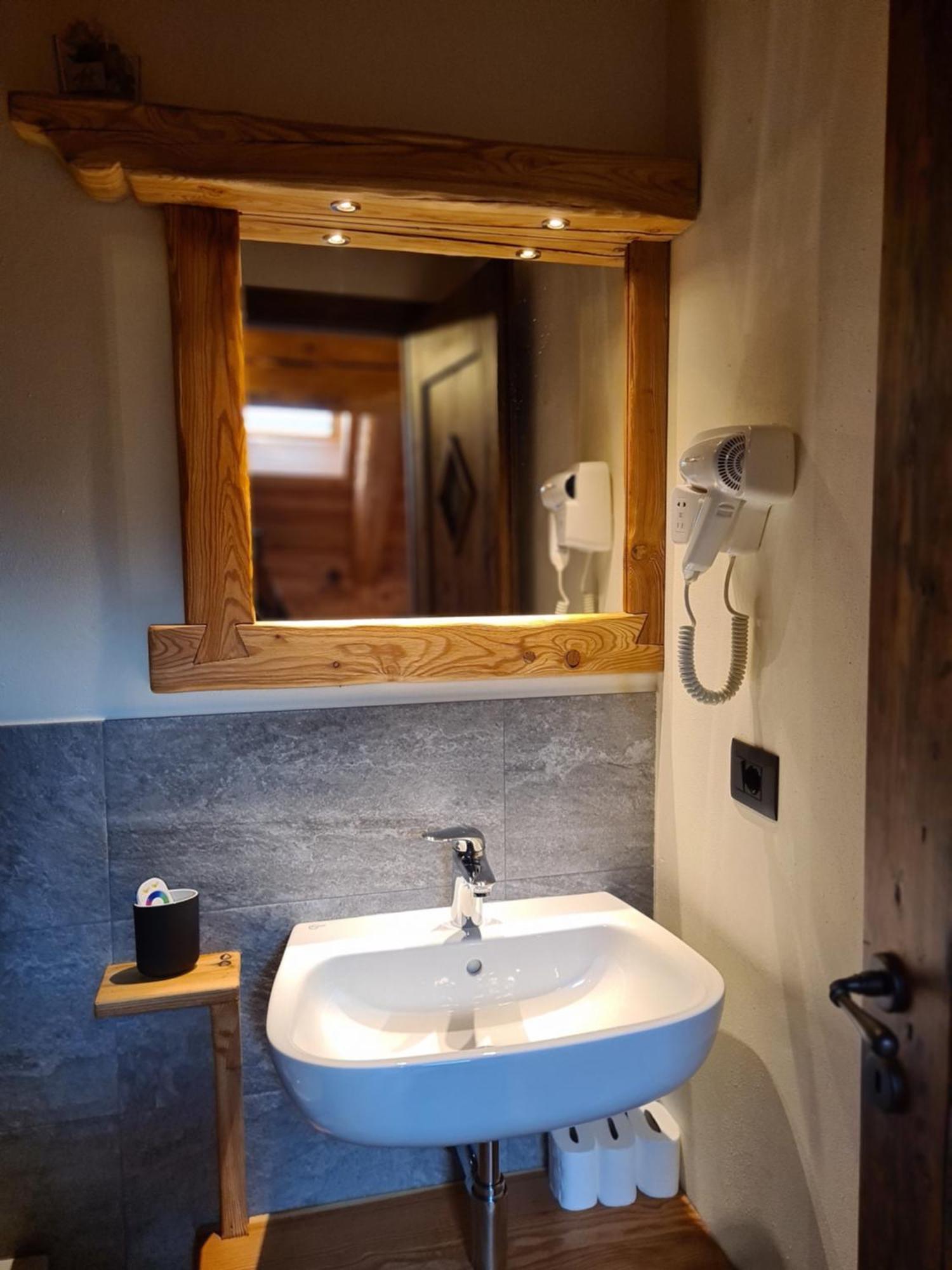 La Maison. Il Nido Dell'Aquila Bardonecchia Kültér fotó